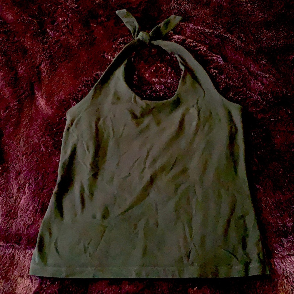 Halter top - Picture 1 of 1